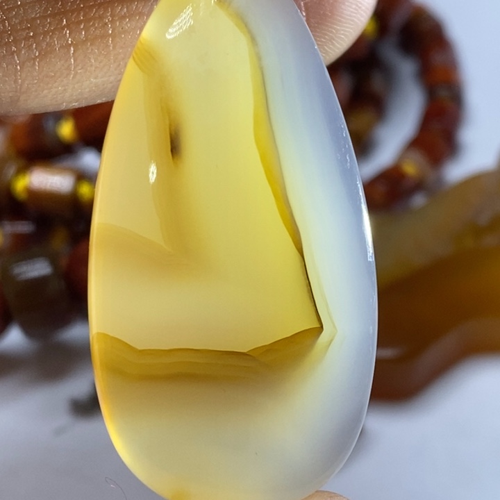 玛瑙/玉髓颈饰未镶嵌