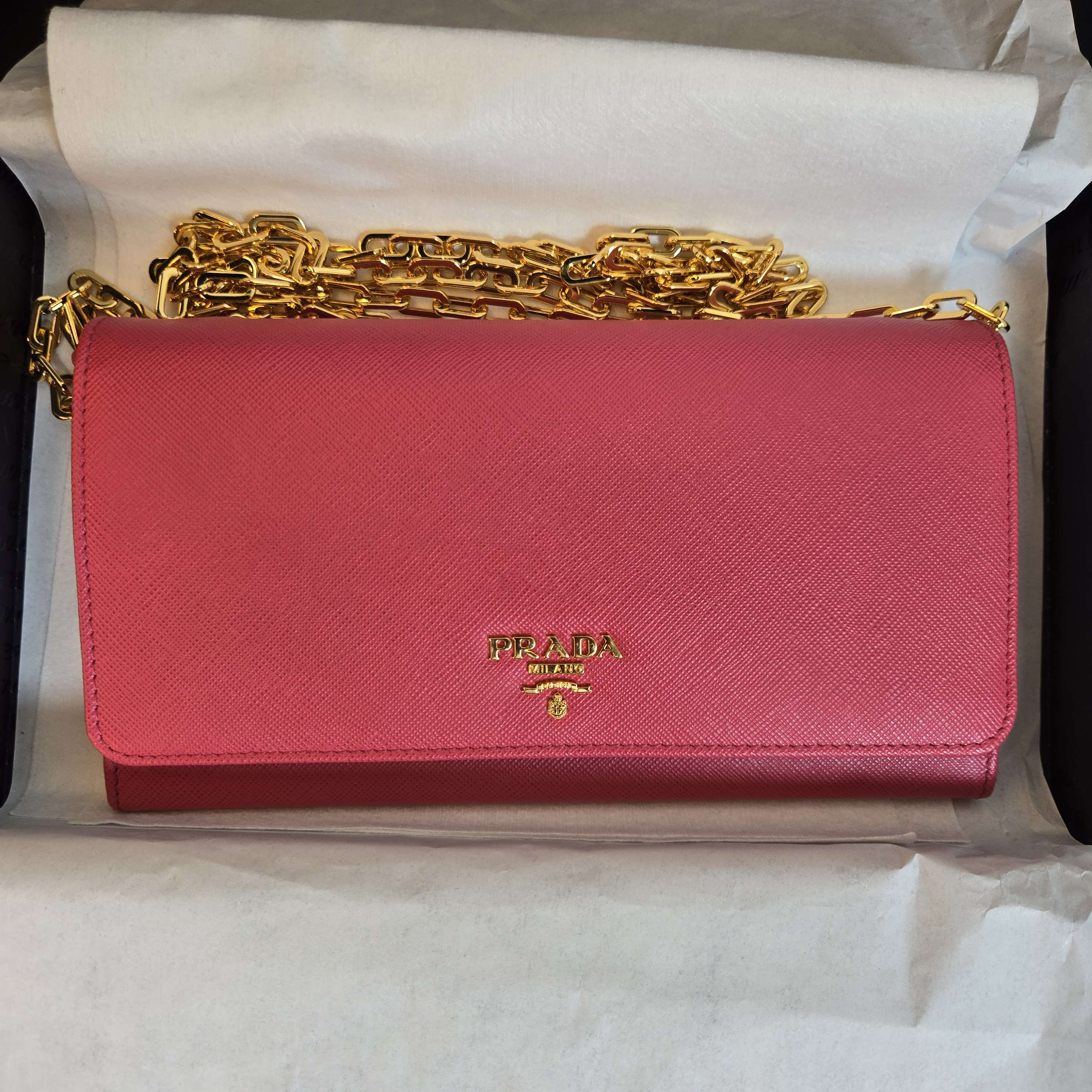 未使用 Prada/普拉达 粉金色十字纹woc单肩斜挎包