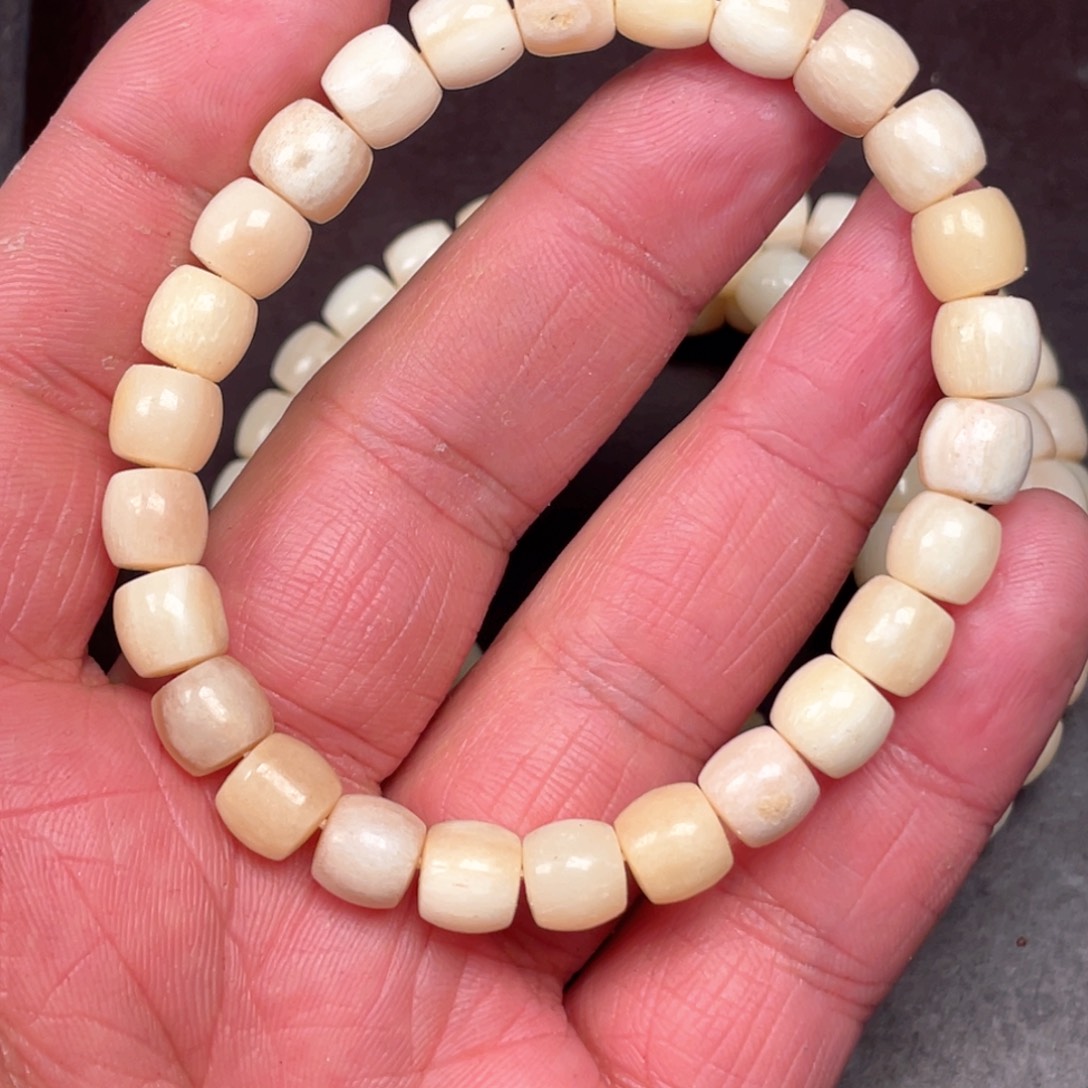 驼骨手串/手链编号114卡0.8