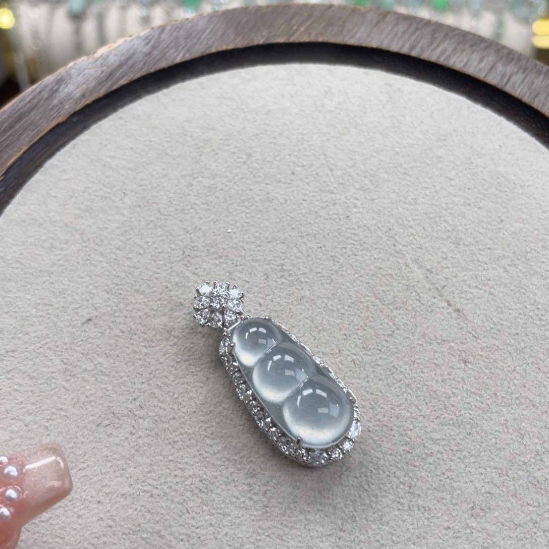 翡翠银S925镶嵌颈饰