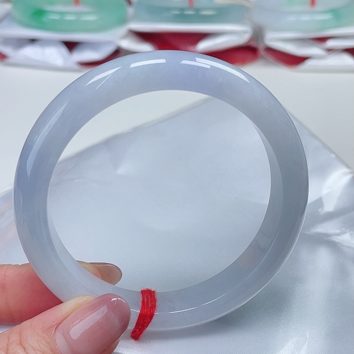 翡翠手镯未镶嵌缅甸翡翠