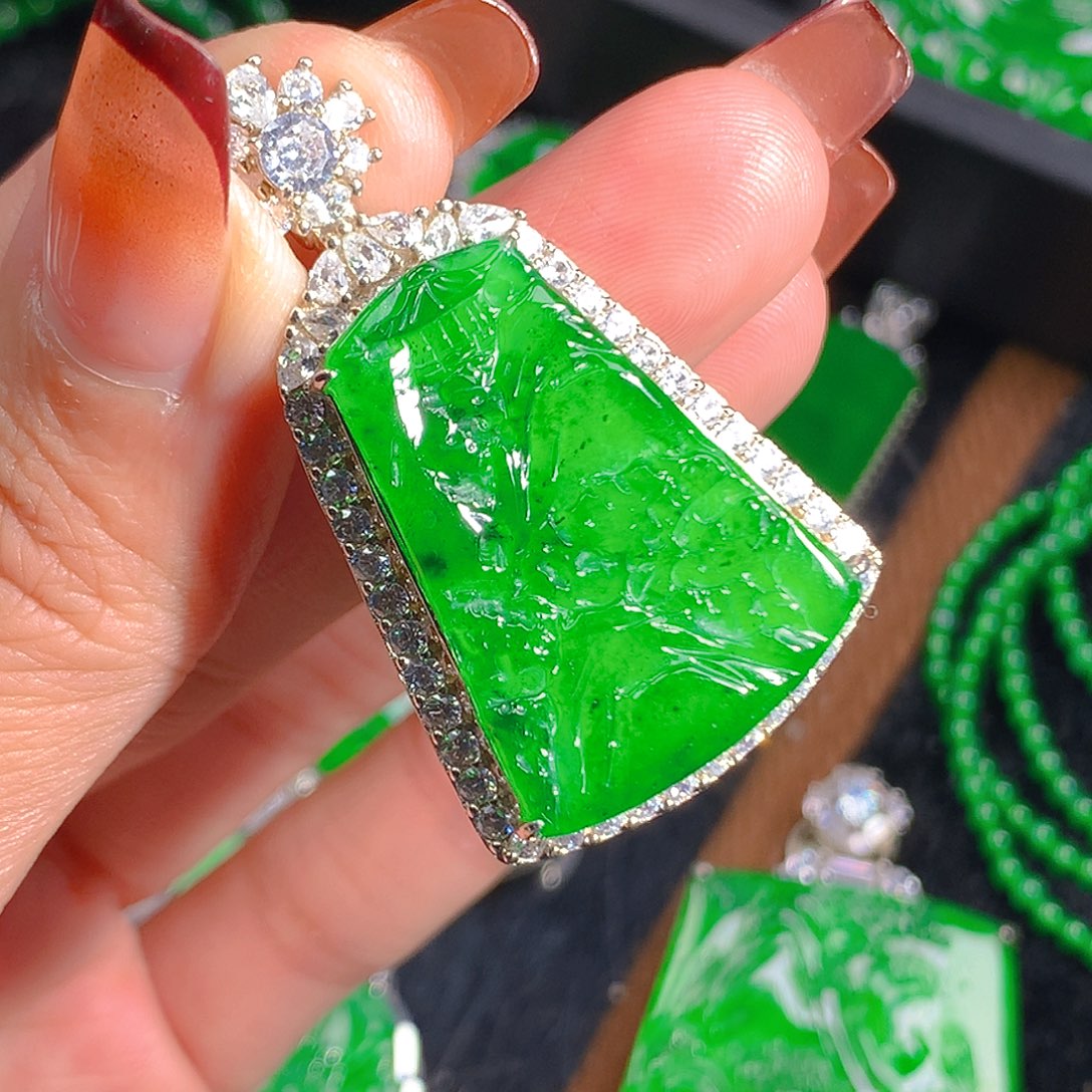 翡翠吊坠(不含链)未镶嵌