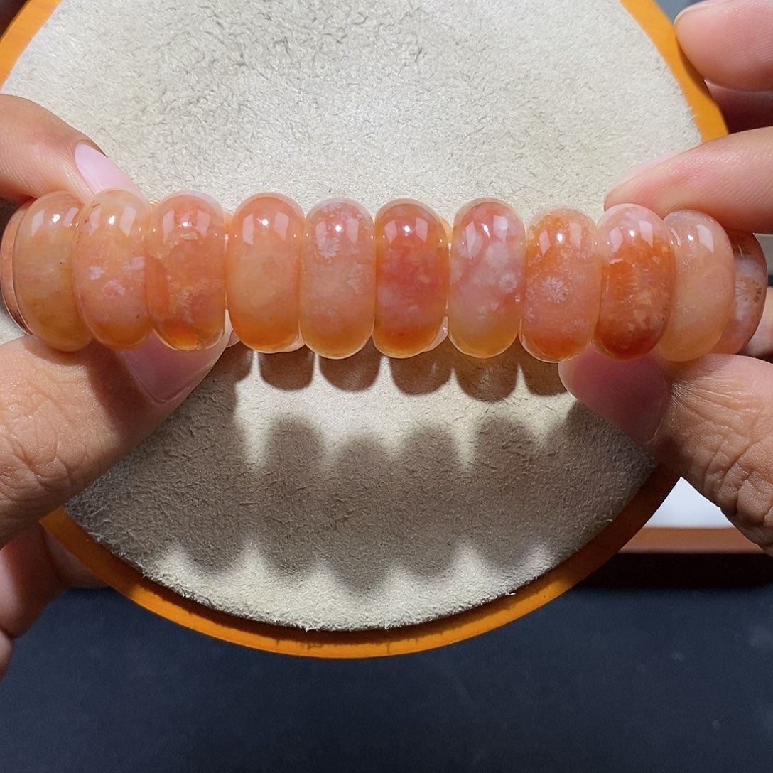 硅化珊瑚（珊瑚玉）手串未镶嵌红冰77