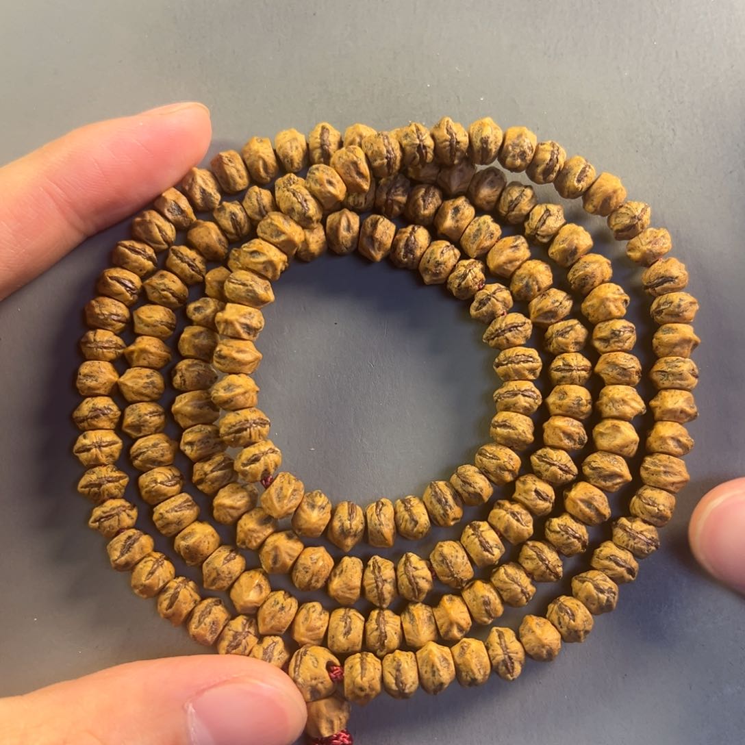 【闪购商品】柏香籽/百香籽吊坠热振方切横打7号