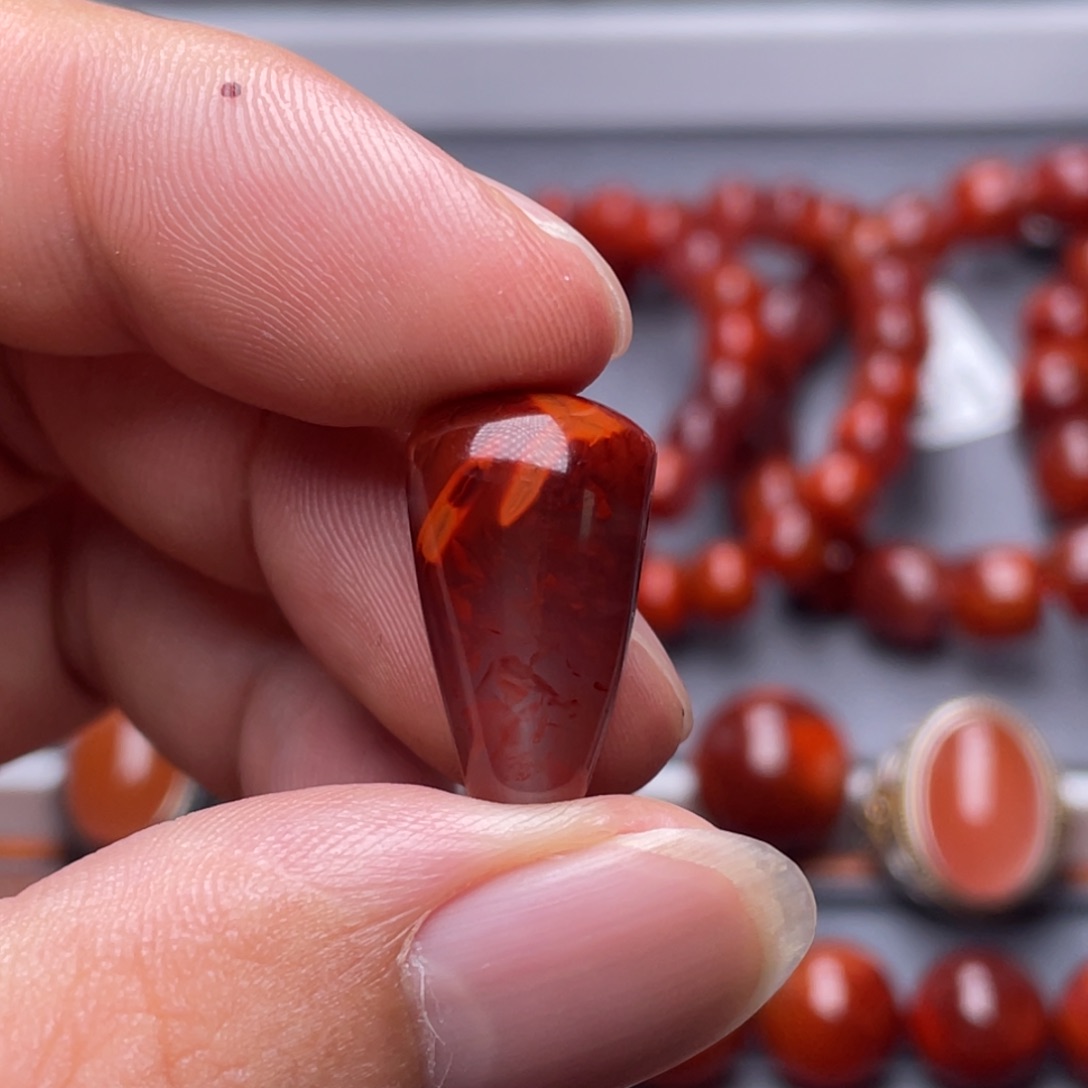 白***汤南红玛瑙未镶嵌南红玉石12mm瓦西牛血火焰纹三通