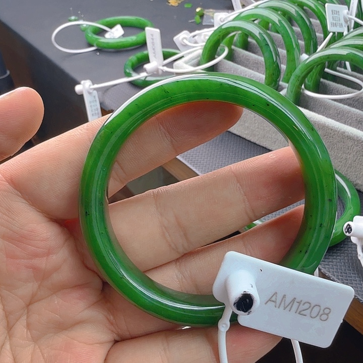 和田玉（碧玉）手镯未镶嵌57