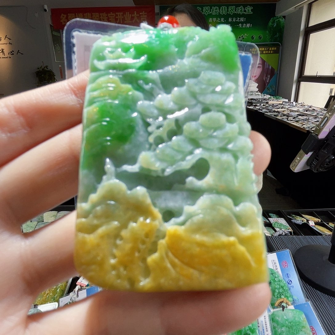 颈饰未镶嵌翡翠翡翠