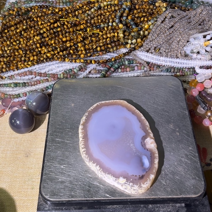 未镶嵌玛瑙/玉髓珠宝奇石