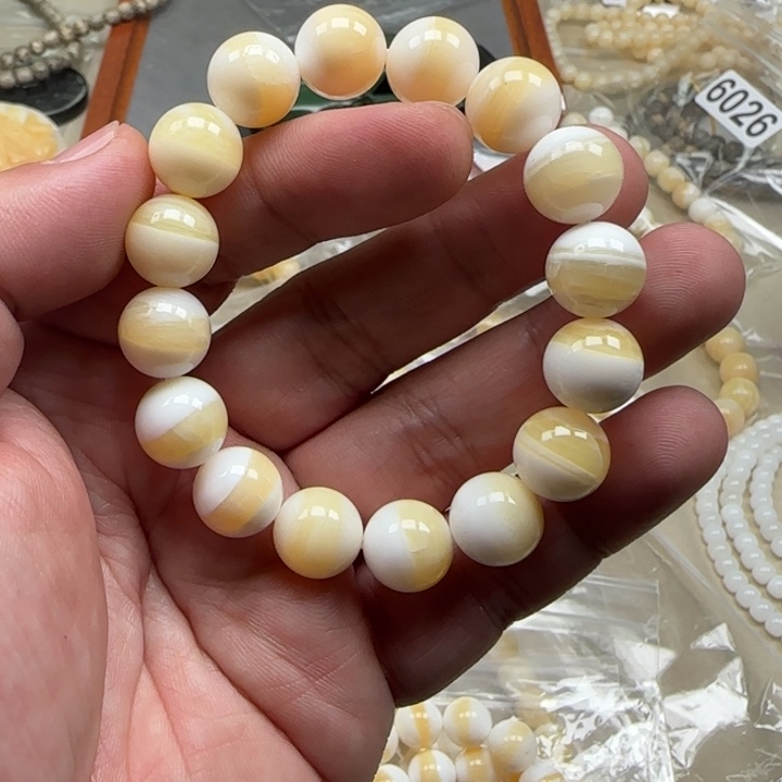 白玉菩提吊坠8694白色