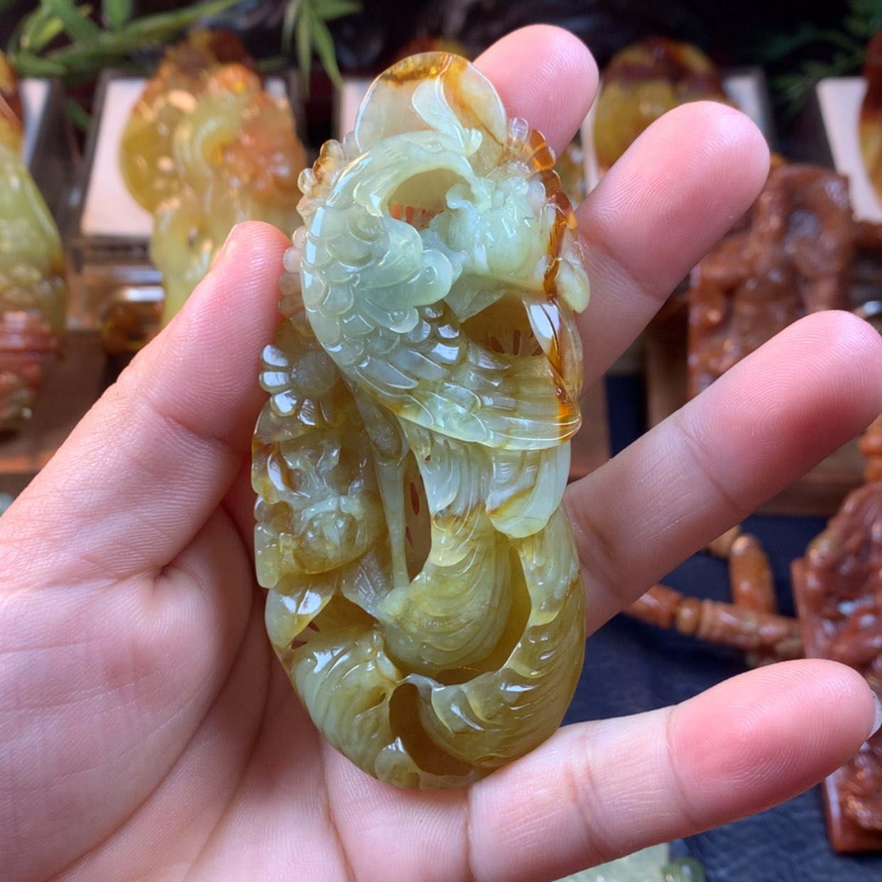 【闪购商品】蛇纹石玉颈饰未镶嵌