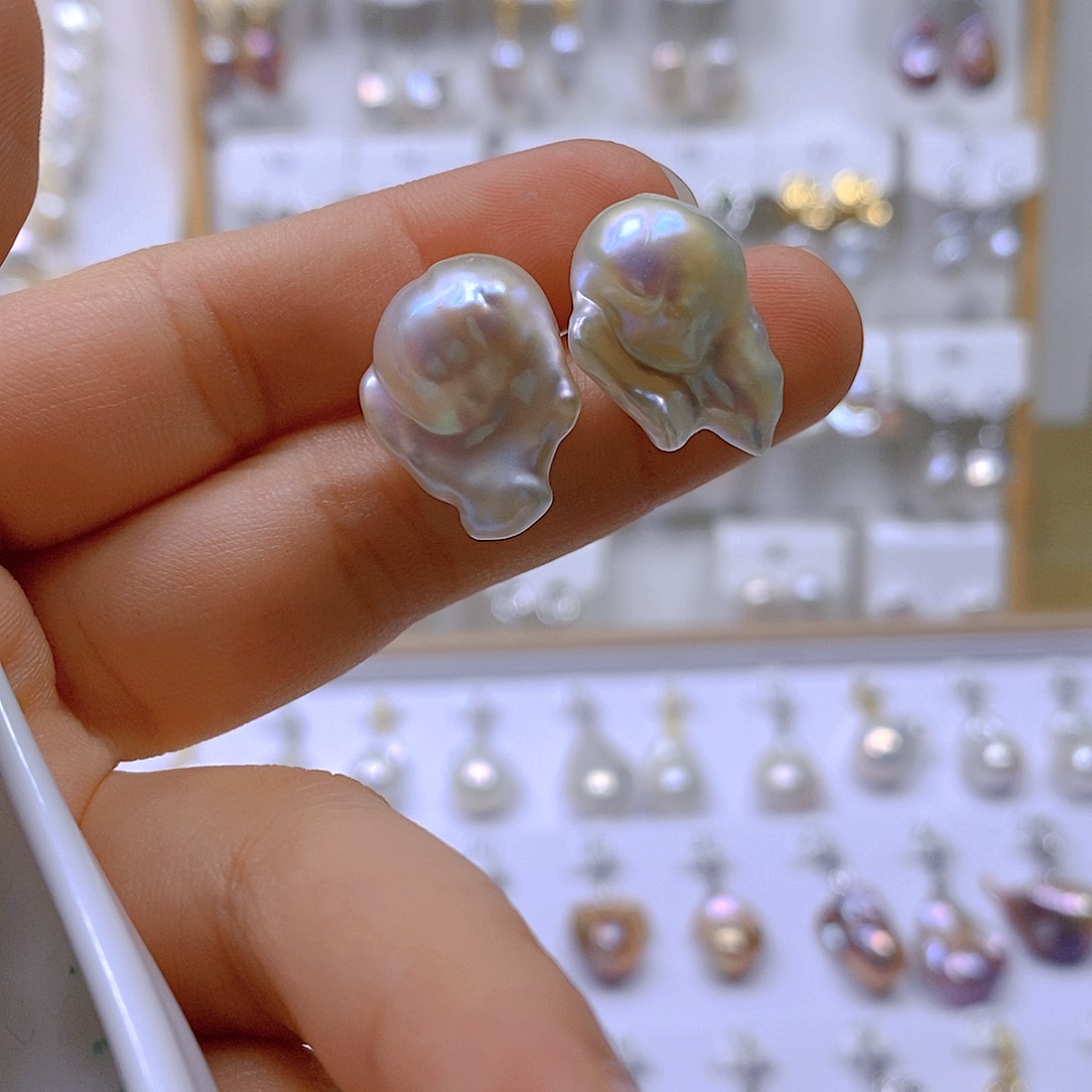 淡水珍珠颈饰合金