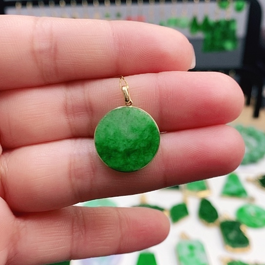 翡翠耳饰18K金镶嵌挂件