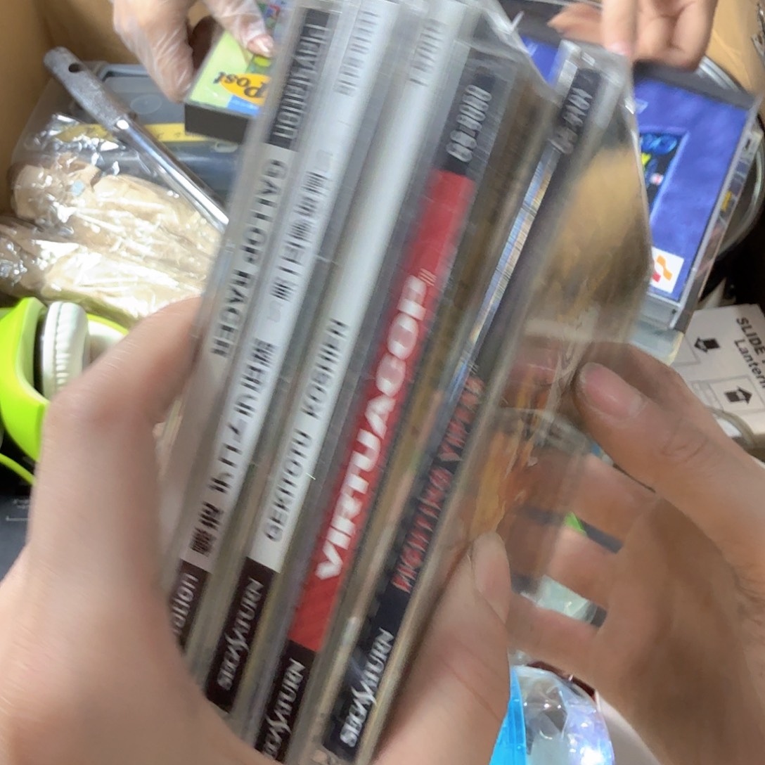 凡中古商品，瑕疵品，不保好坏。904