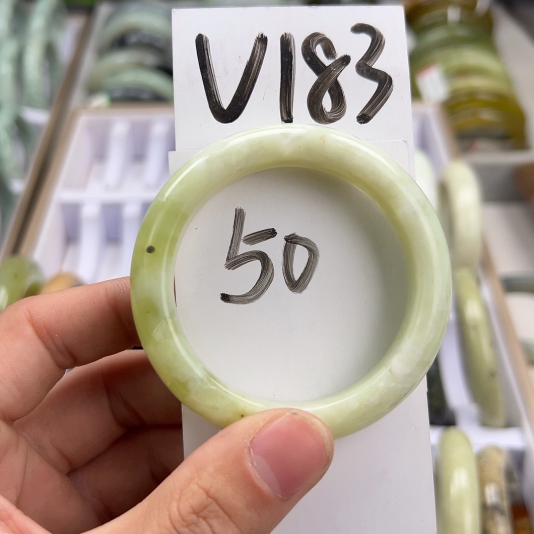 岫玉手镯未镶嵌天然岫玉微瑕