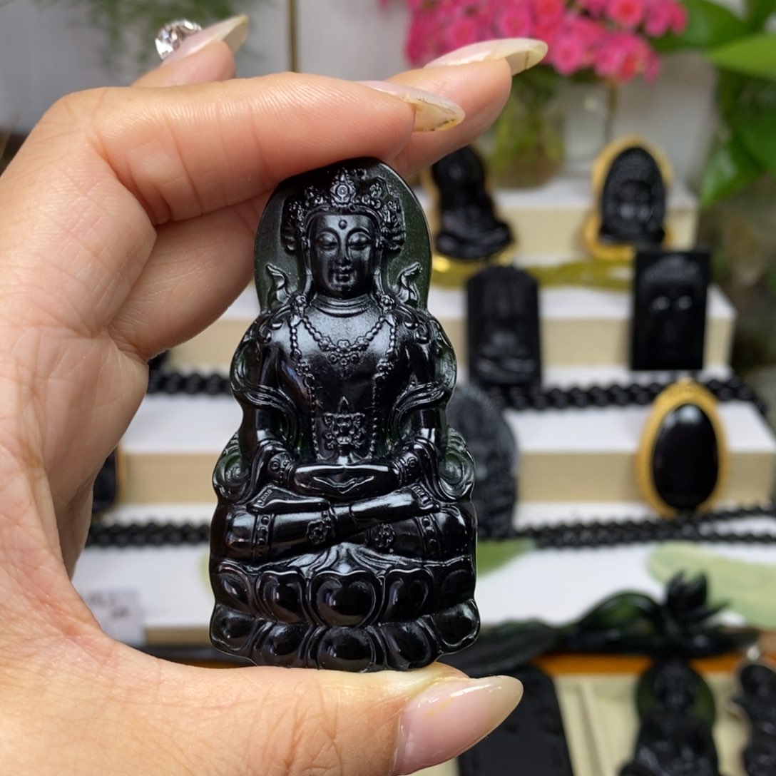 蛇纹石玉吊坠未镶嵌老****发