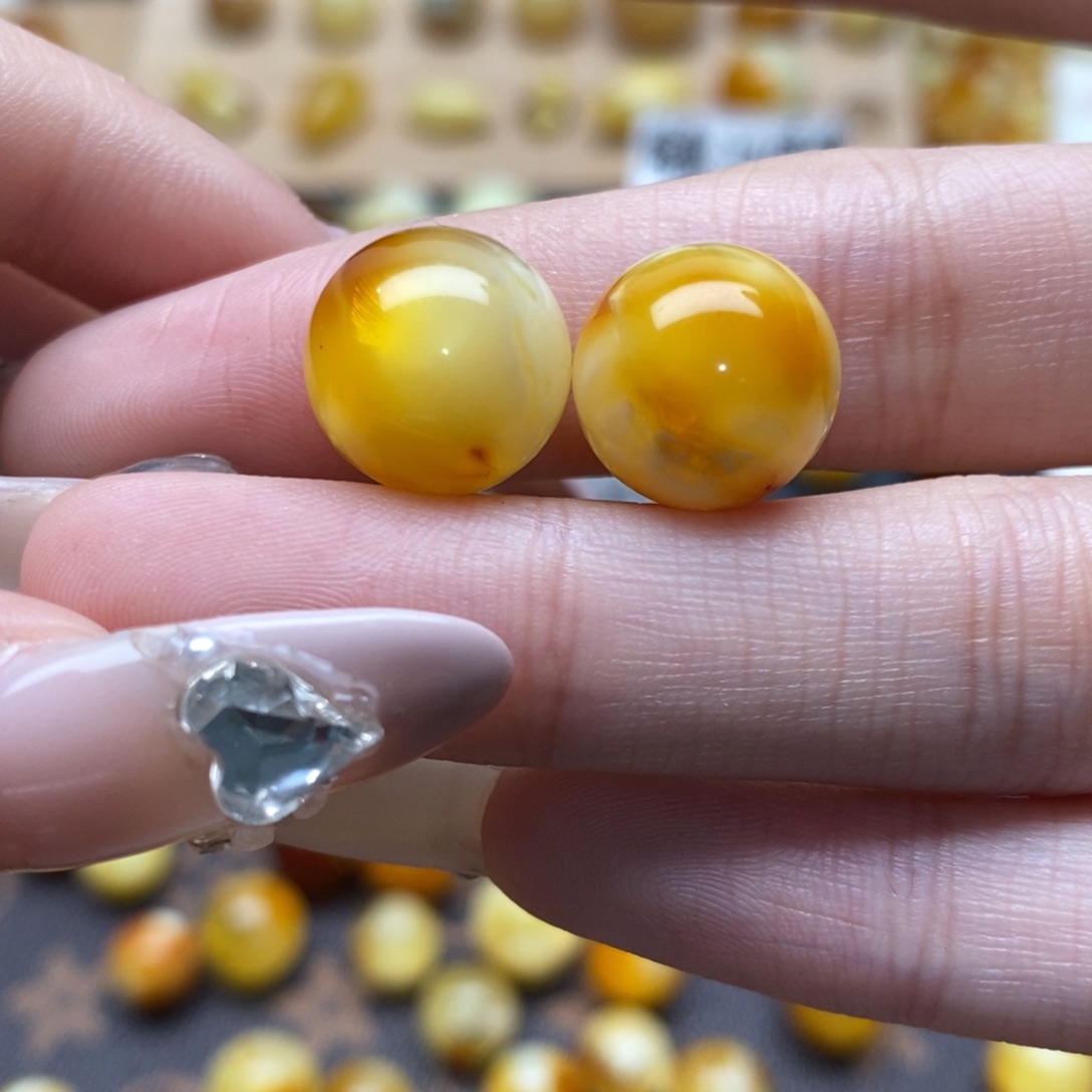 琥珀未镶嵌珠宝奇石蜜蜡1181卡13.1