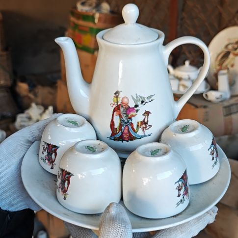 库存微瑕老寿星酒壶一套