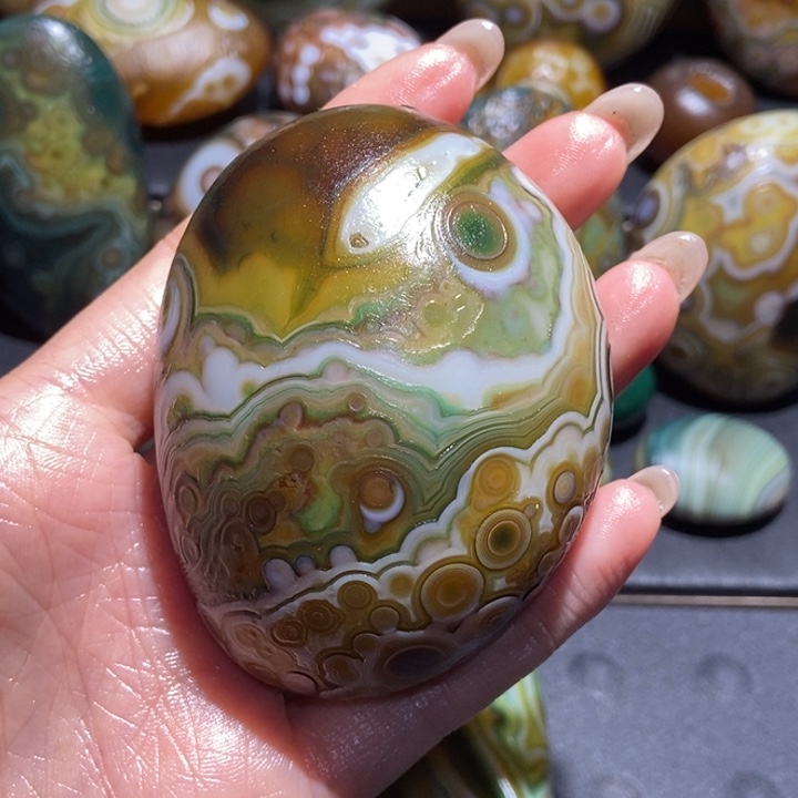 【闪购商品】未镶嵌玛瑙/玉髓珠宝奇石r r