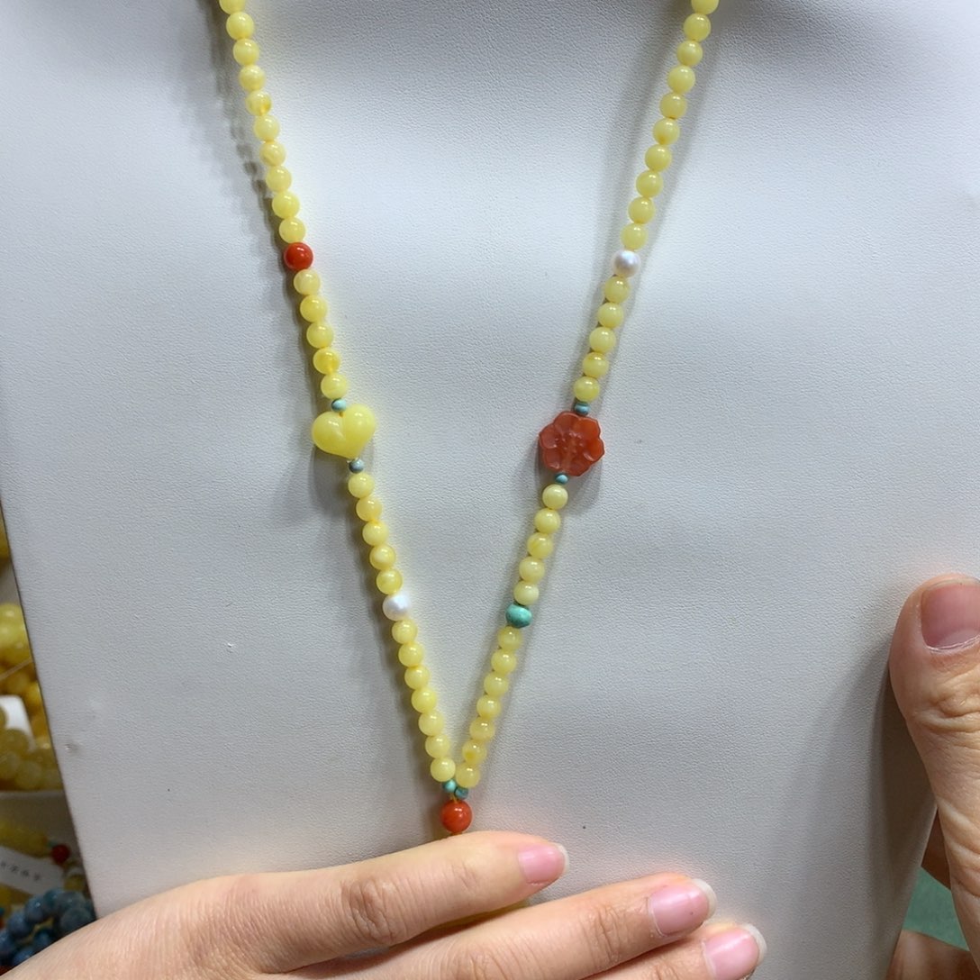 蜜蜡未镶嵌颈饰4.7mm
