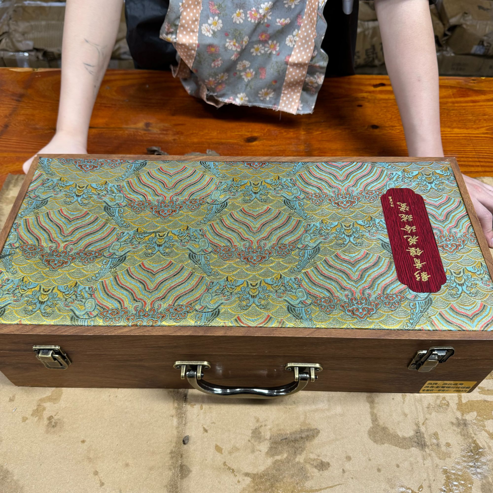 【闪购商品】刺绣礼盒竹节盖碗玲珑瓷套装家用新中式轻奢中国