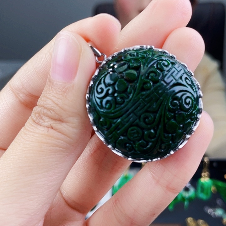 翡翠颈饰银S925镶嵌饰品