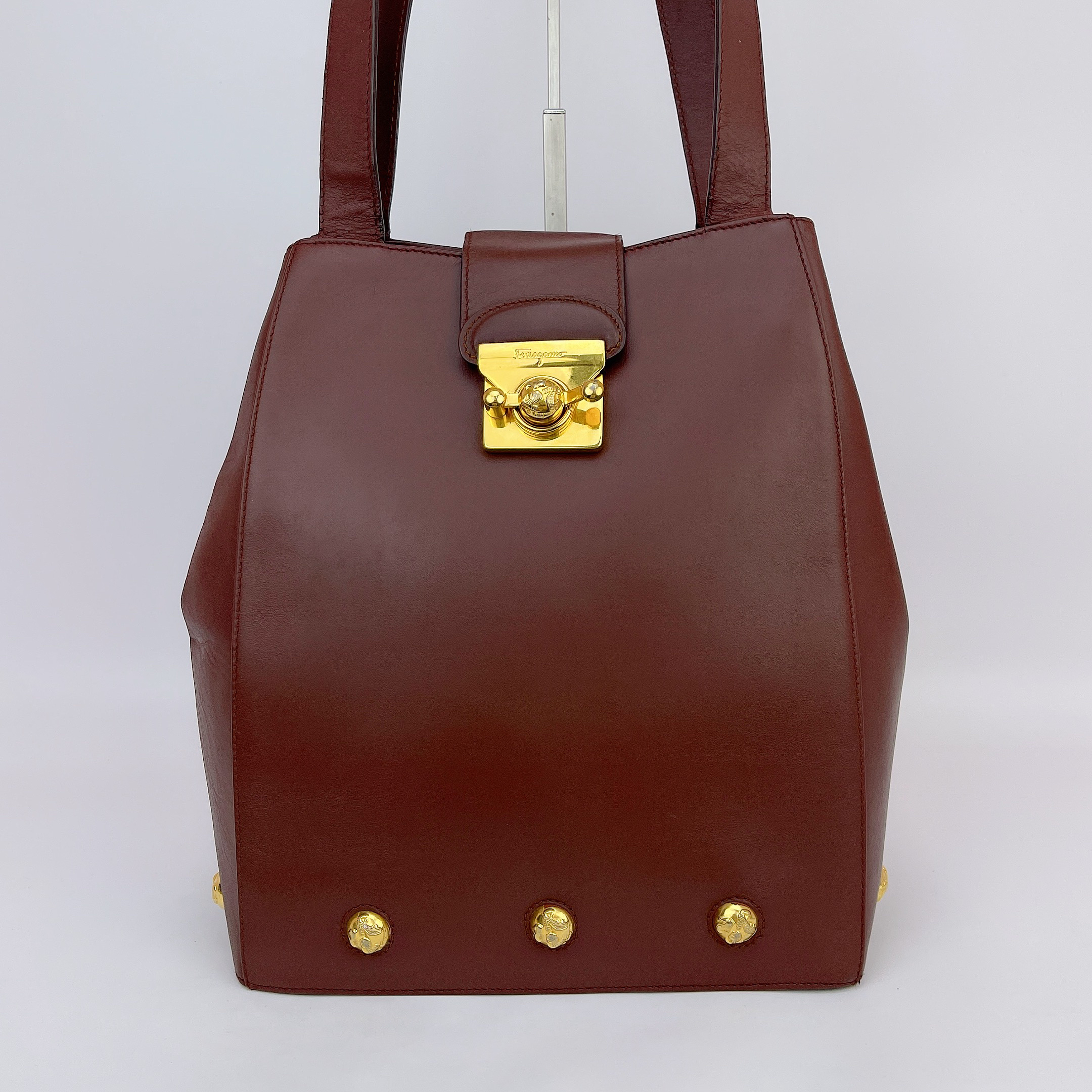 95新 FERRAGAMO/菲拉格慕 菲拉格慕手提包底长23 O811