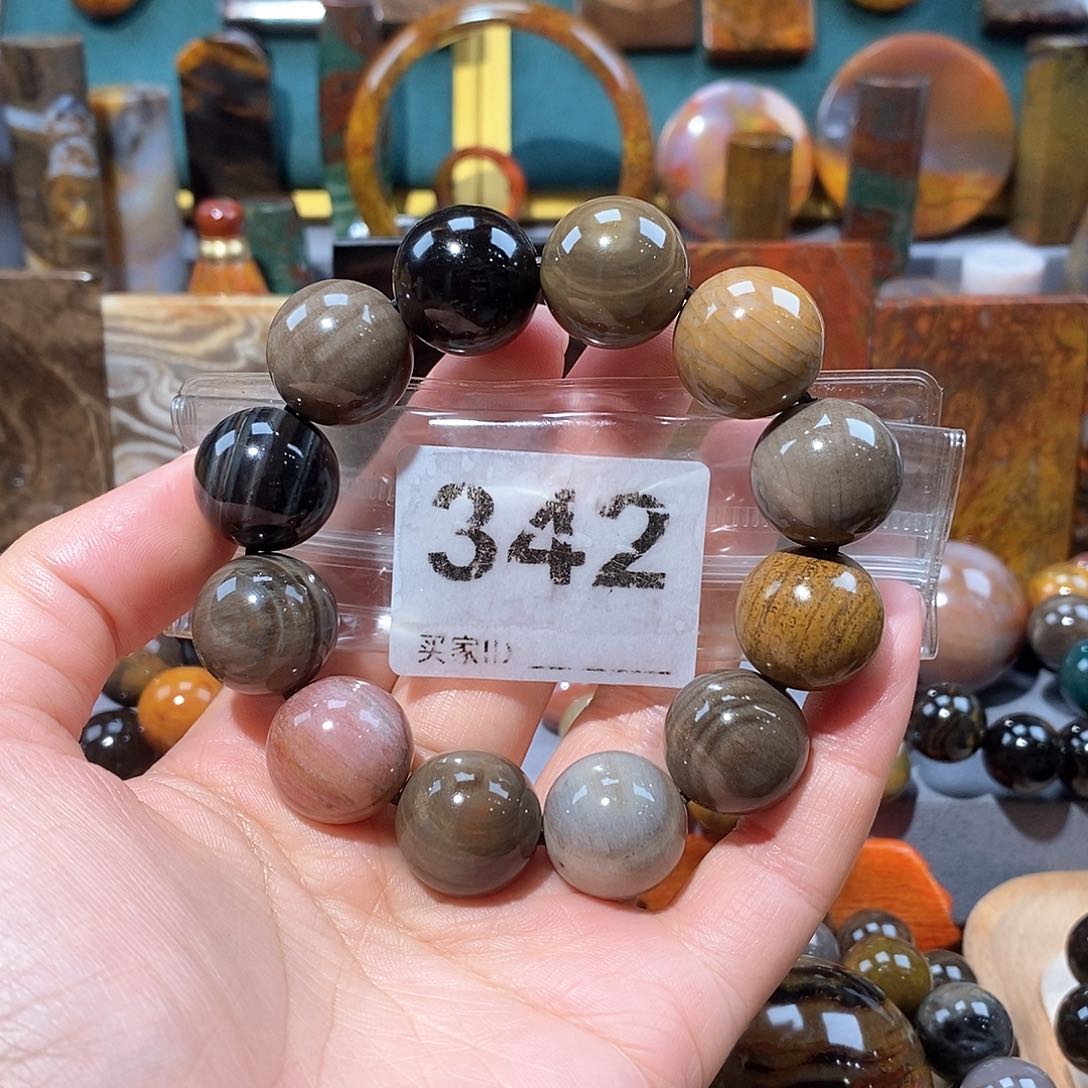 硅化玉天然北票硅化玉手串未镶嵌天然北票硅化玉手串