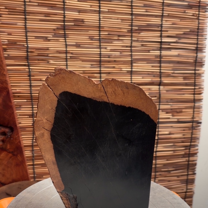 一***。大叶紫檀（黑酸枝木类）