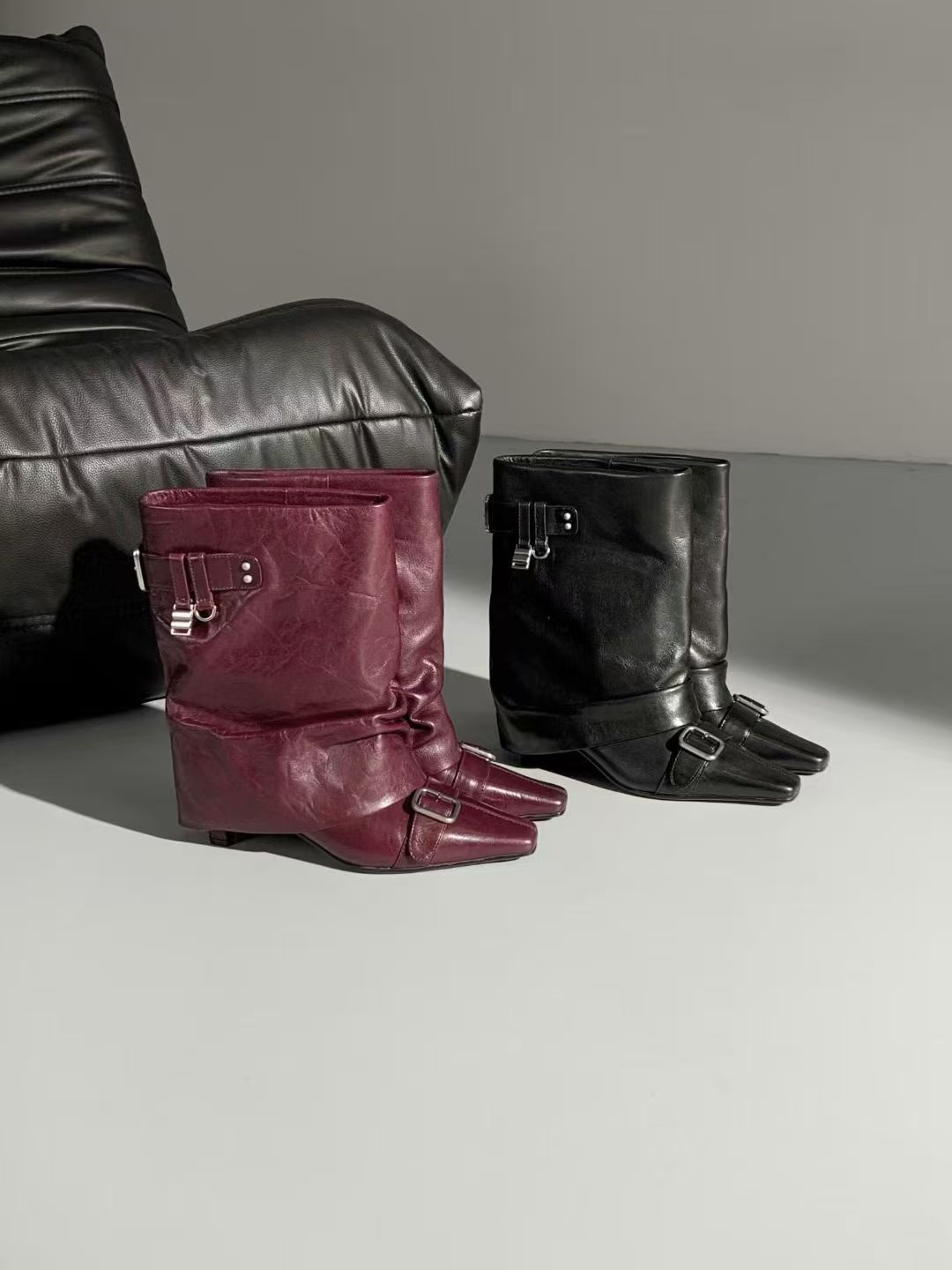 《AILIYA严选》马丁靴复古中跟方头中筒皮带扣女套筒皮靴时装靴