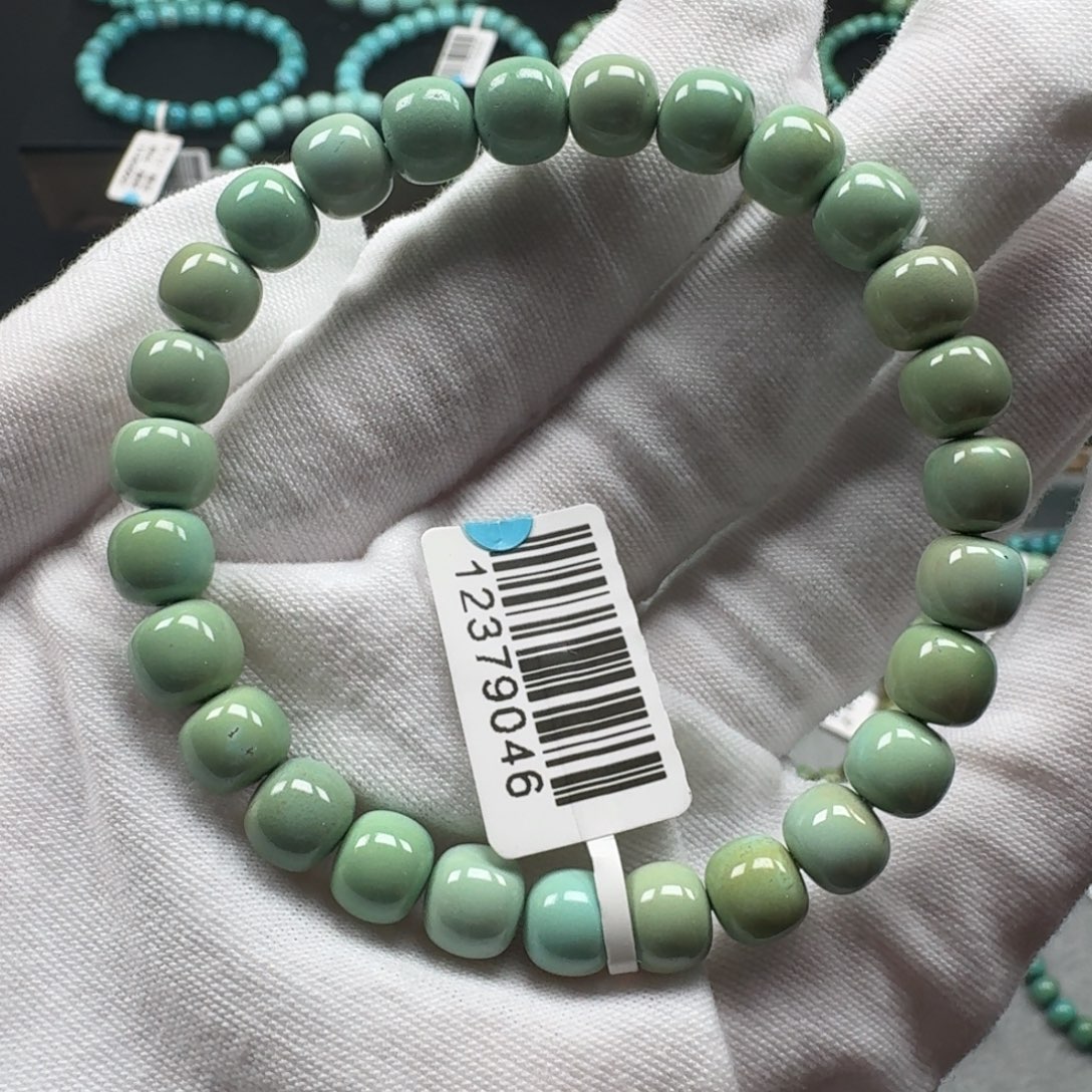 绿松石未镶嵌挂件