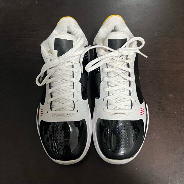 科5黑白 40码无配盒 正品篮球鞋