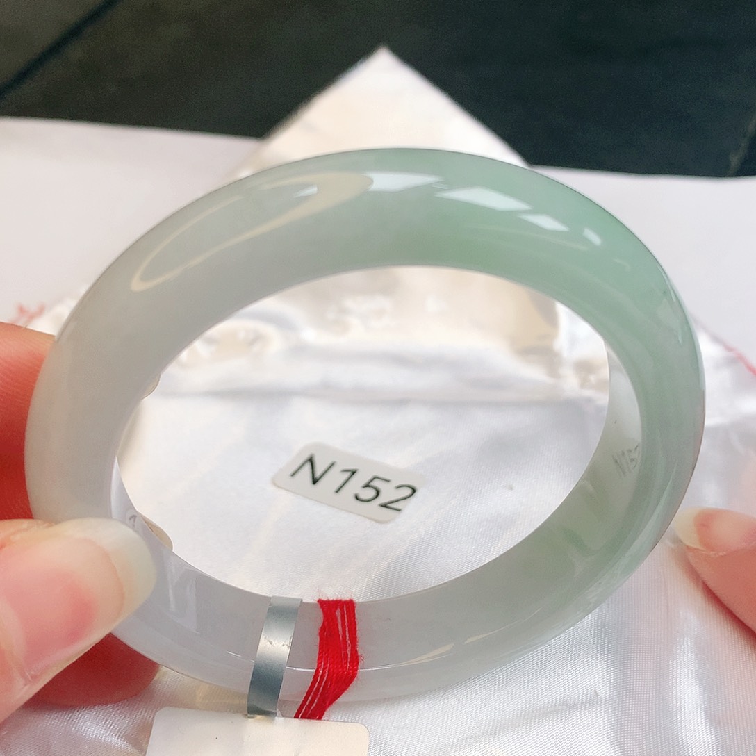 【闪购商品】翡翠手镯未镶嵌缅甸天然a货翡翠