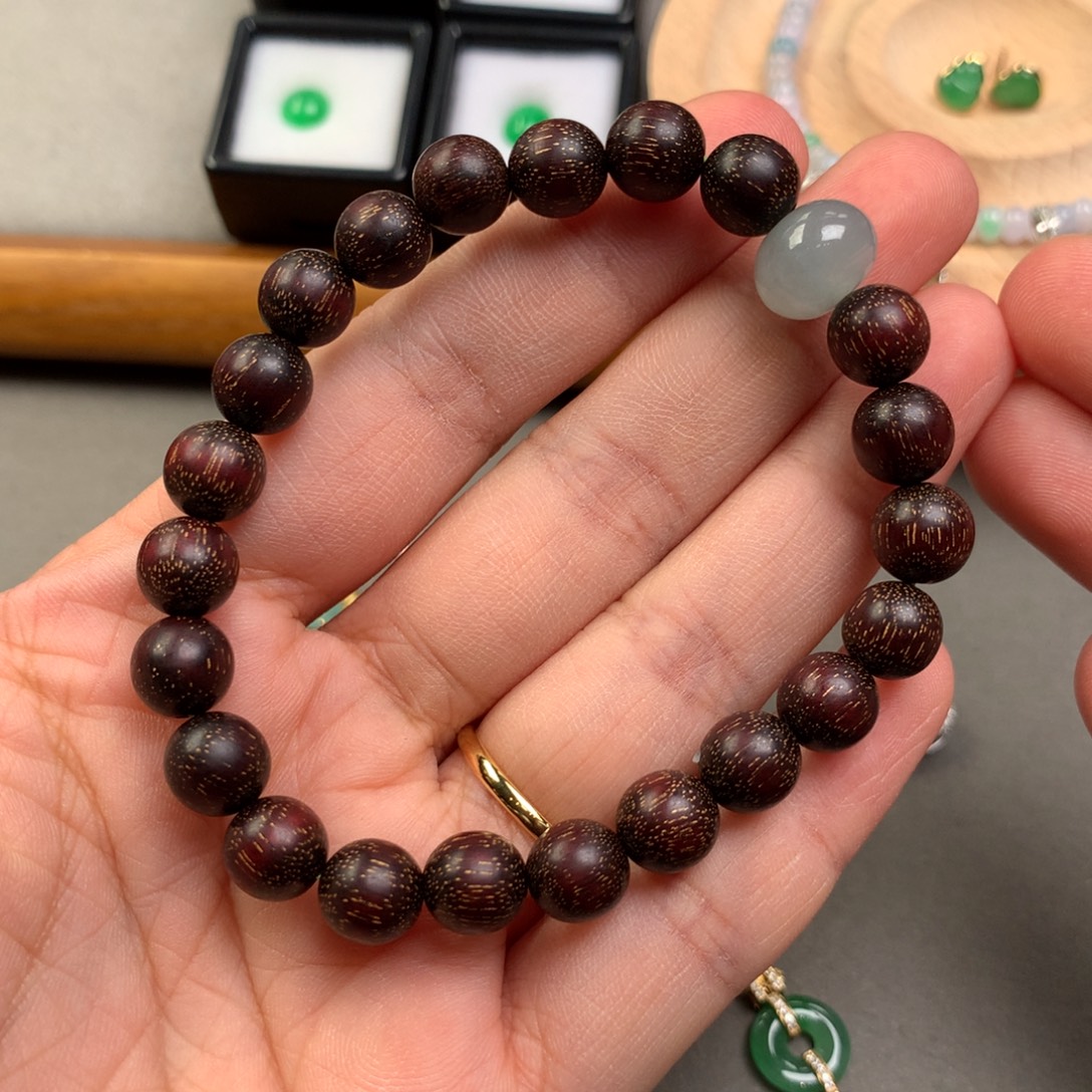 翡翠未镶嵌颈饰手串