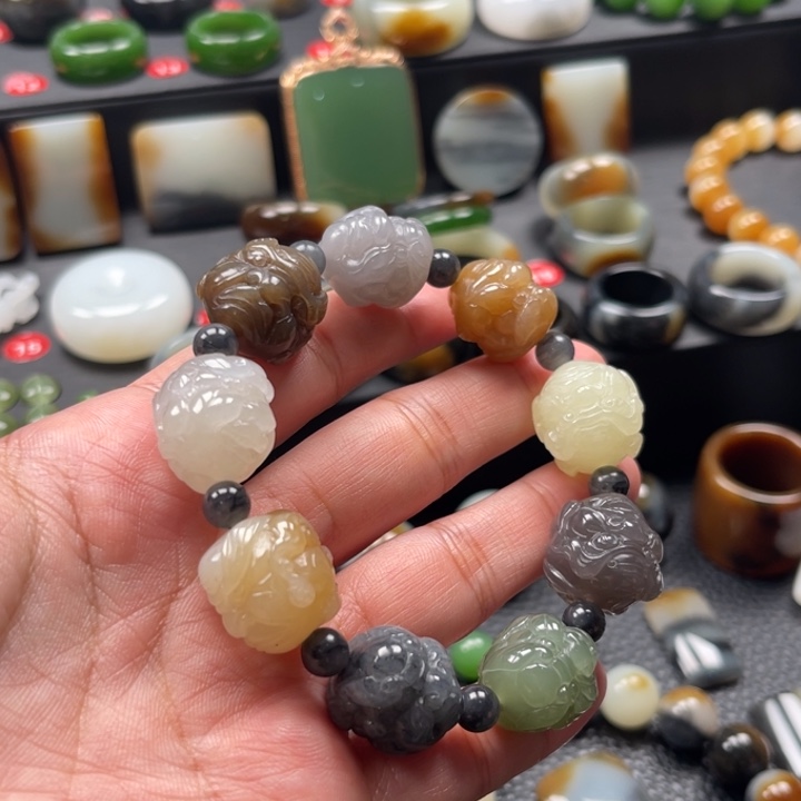 和田玉手串未镶嵌