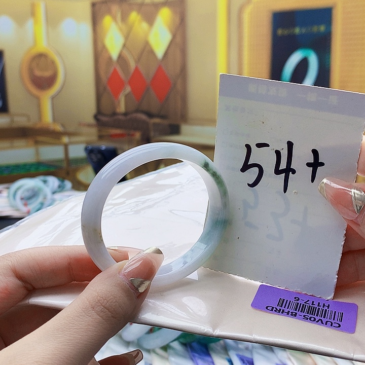 翡翠未镶嵌手镯000……