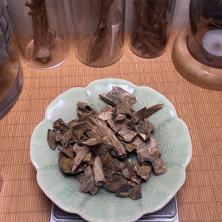 香榧木海南种植莺歌绿奇楠碎料40克