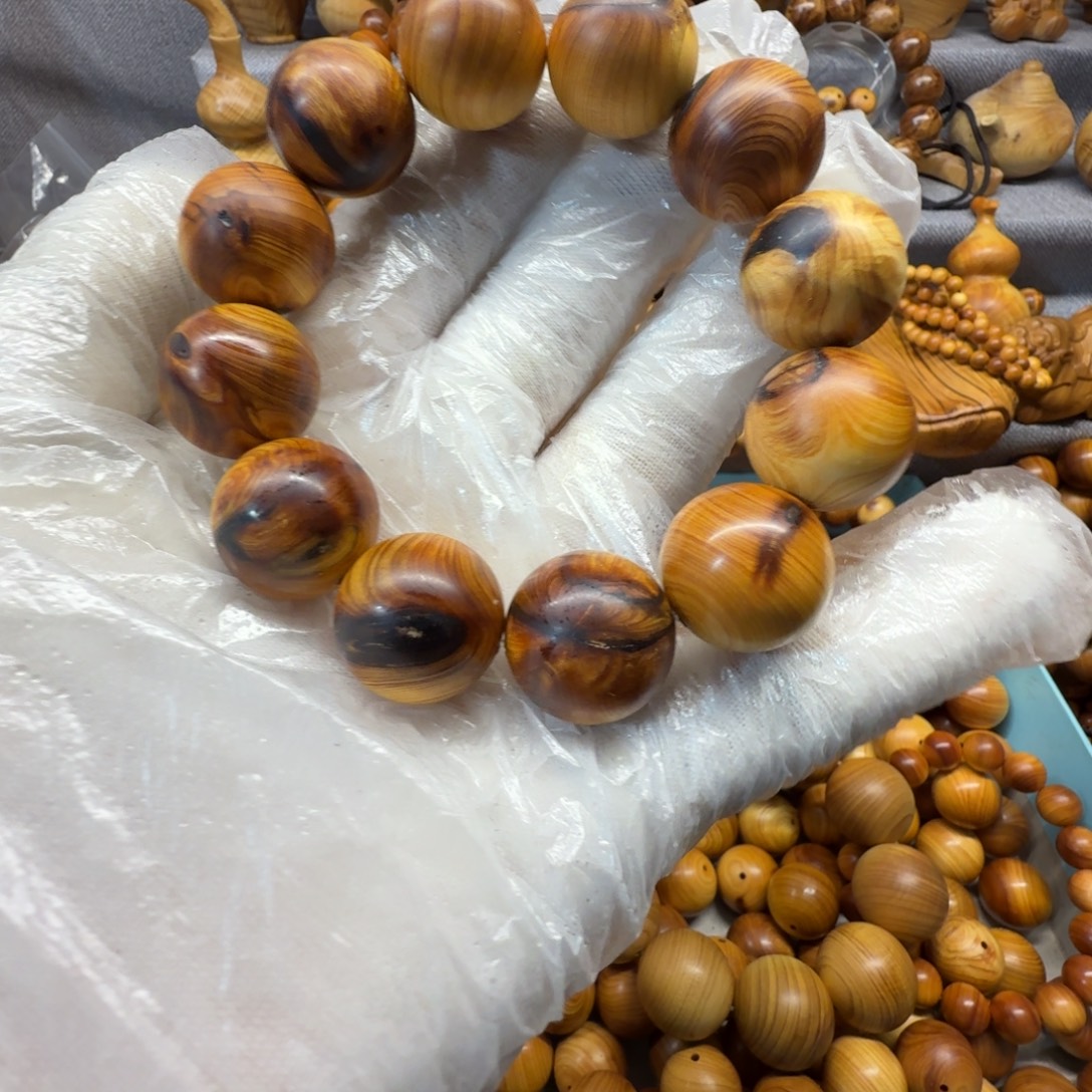 E***悦柏木（崖柏）2.0碳化瑕疵款