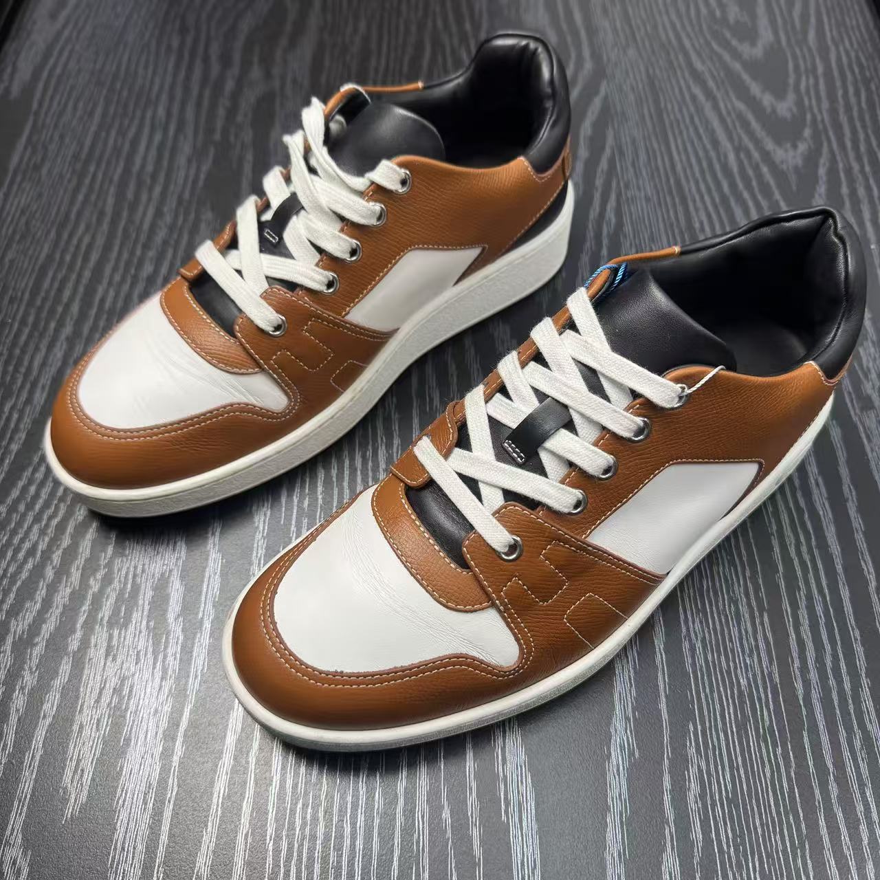 95新 Hermes/爱马仕 白棕色系带板鞋 39.5码 lb928