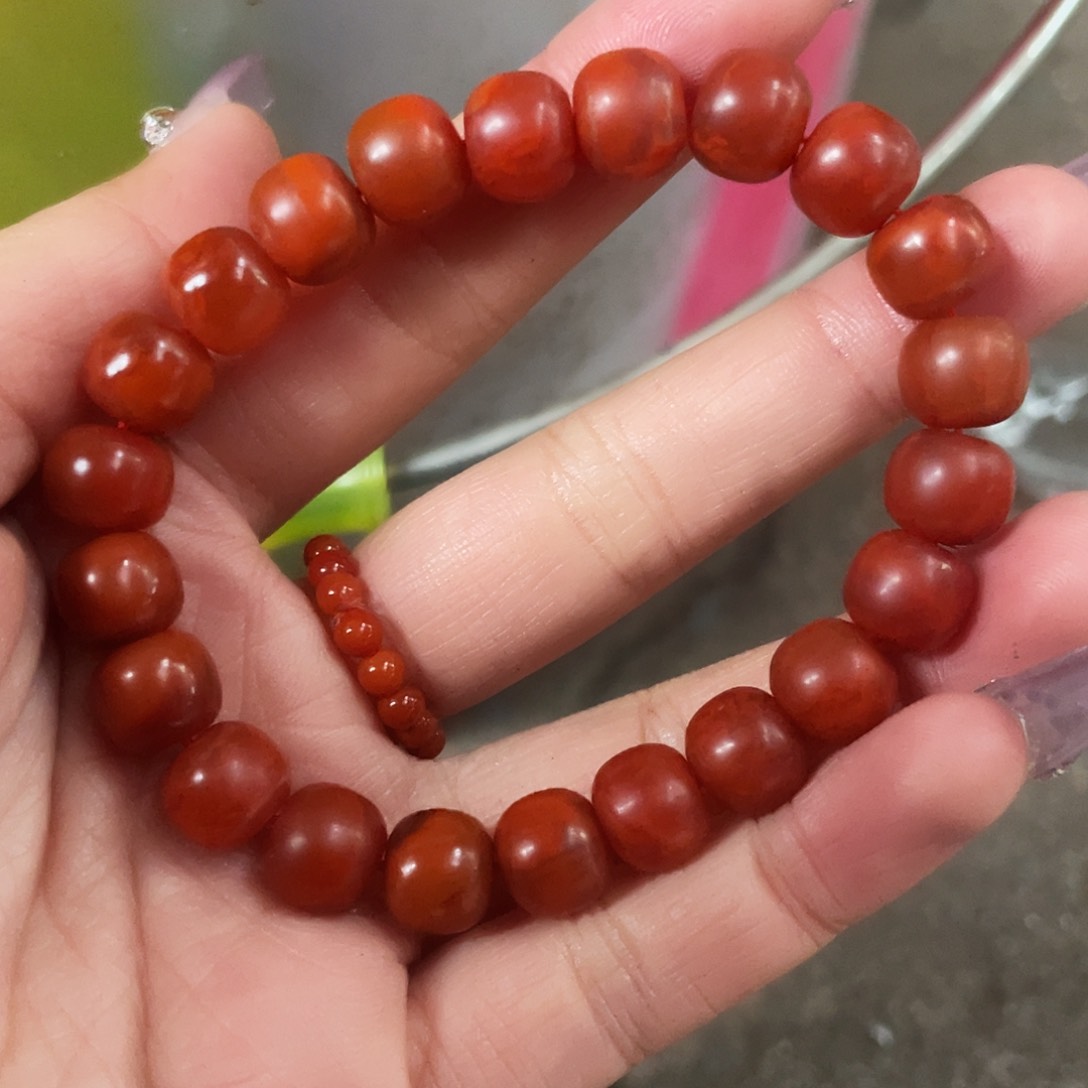 南红玛瑙手串未镶嵌