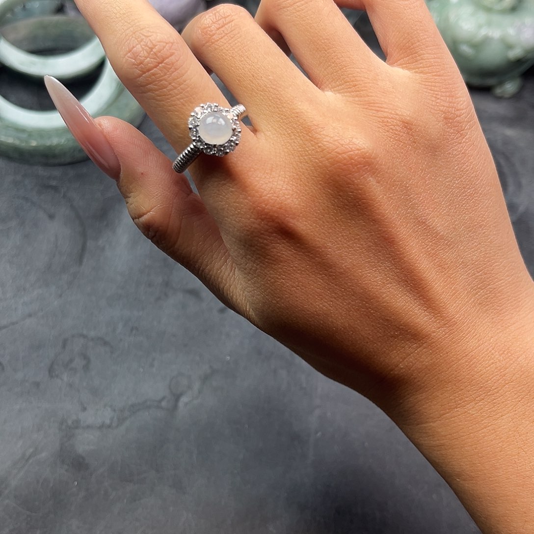 翡翠未镶嵌戒指戒指