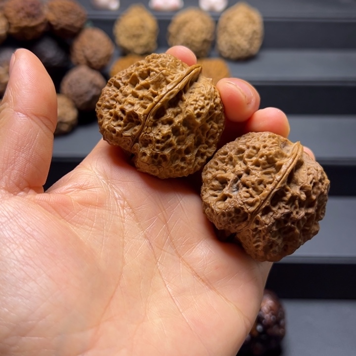 文玩核桃吊坠L小鹰42