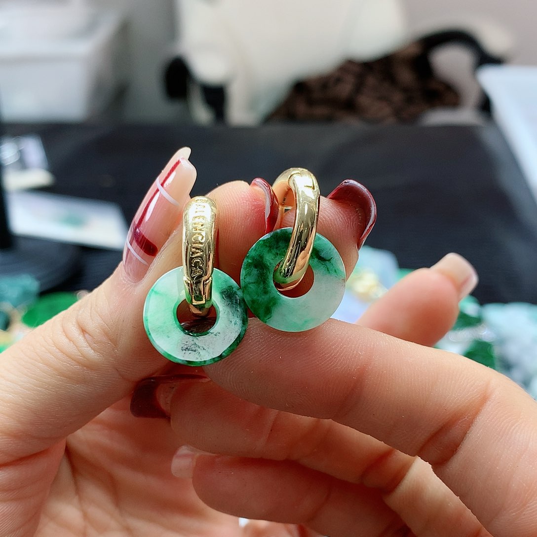 【闪购商品】翡翠耳饰未镶嵌，