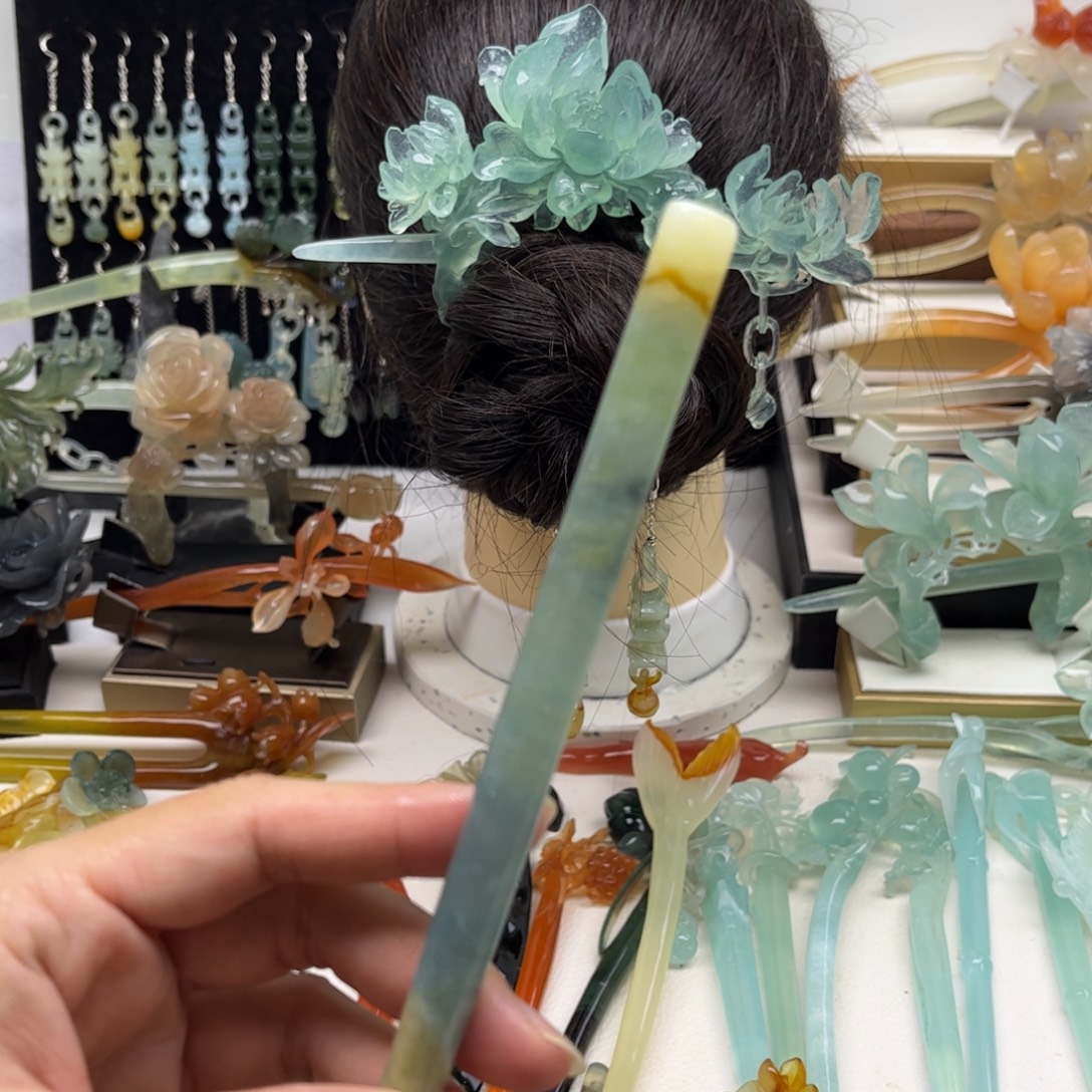 蛇纹石玉未镶嵌发簪