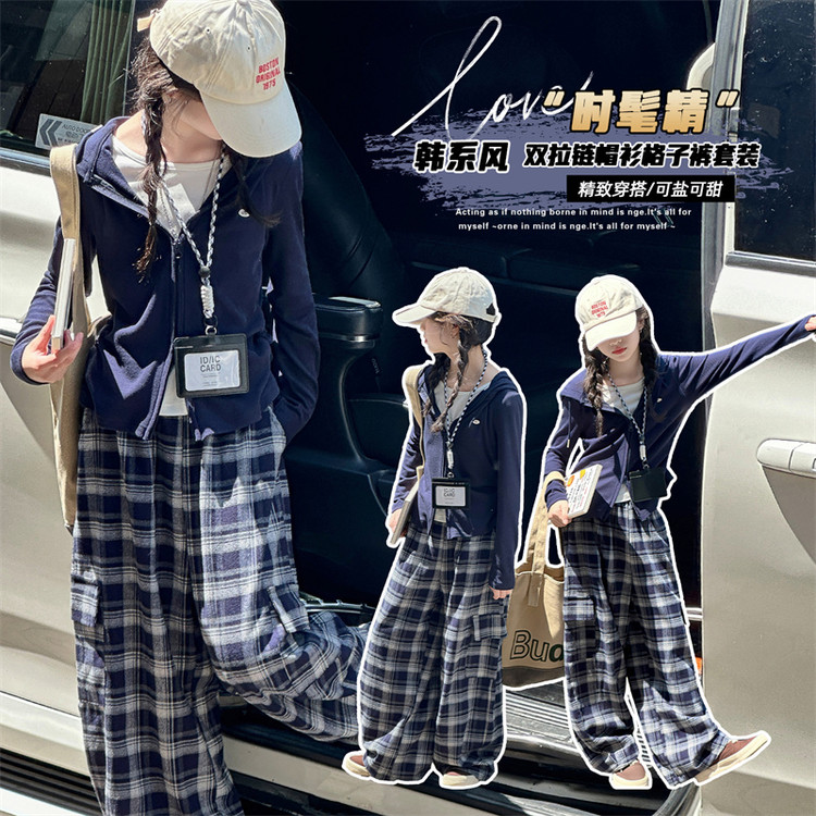 春秋冬适用中大童女童纯棉格子工装裤连帽上衣套装软糯不皱假两件