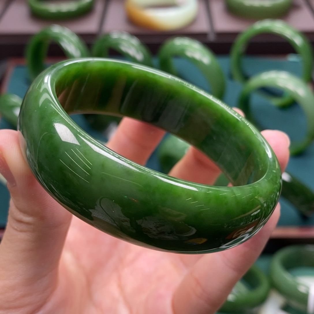 和田玉（碧玉）未镶嵌手镯5960