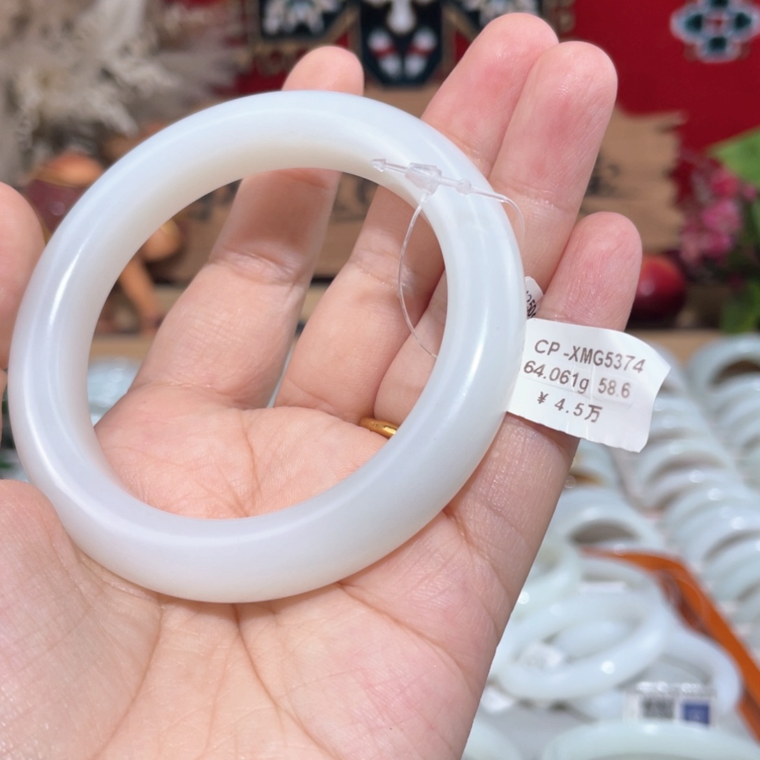 未镶嵌手镯和田玉新疆柔光羊脂白玉泥鳅背58+天然和田玉手镯