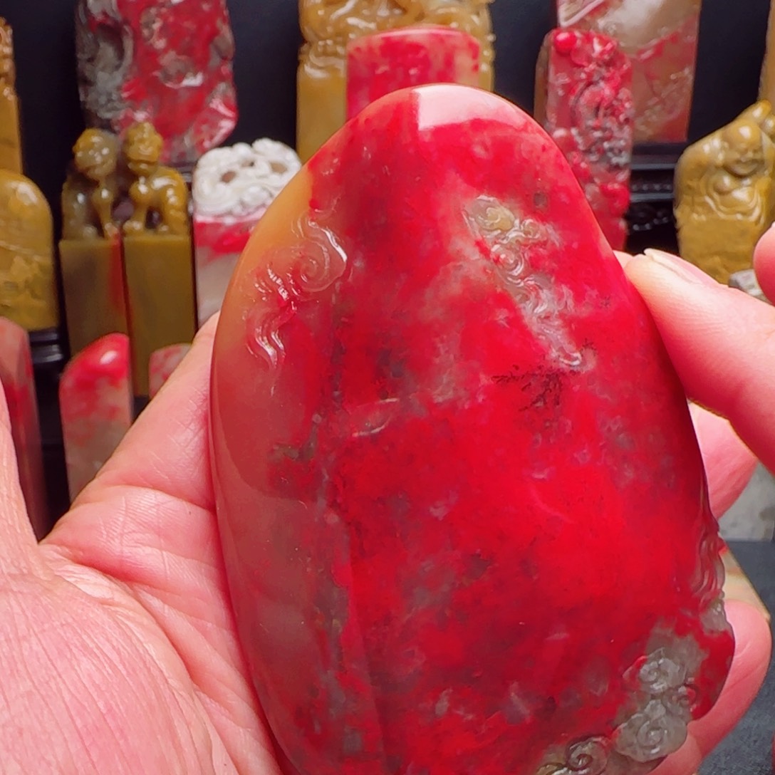 昌化石昌化鸡血石