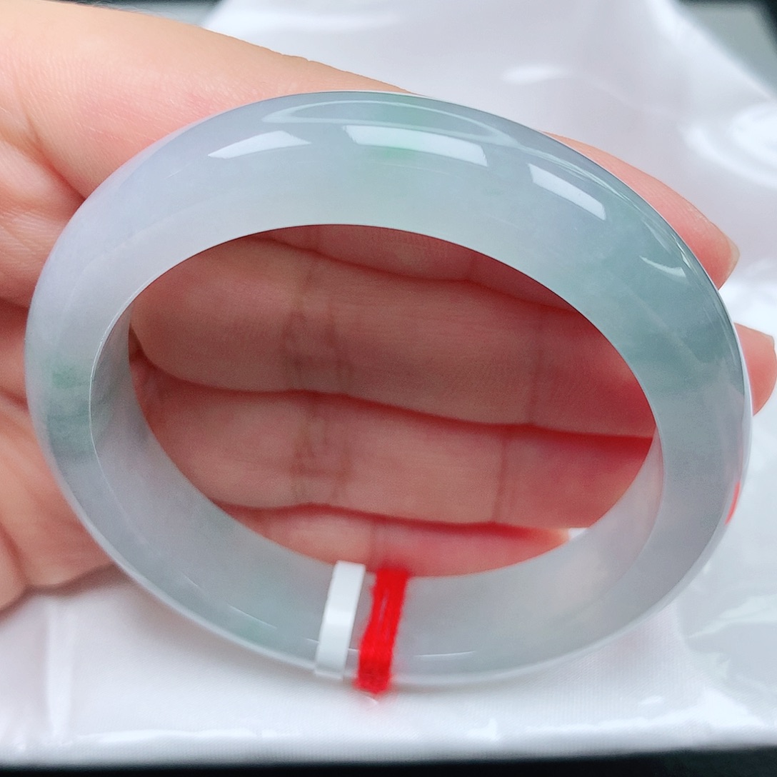 翡翠手镯未镶嵌45冰胶冰透