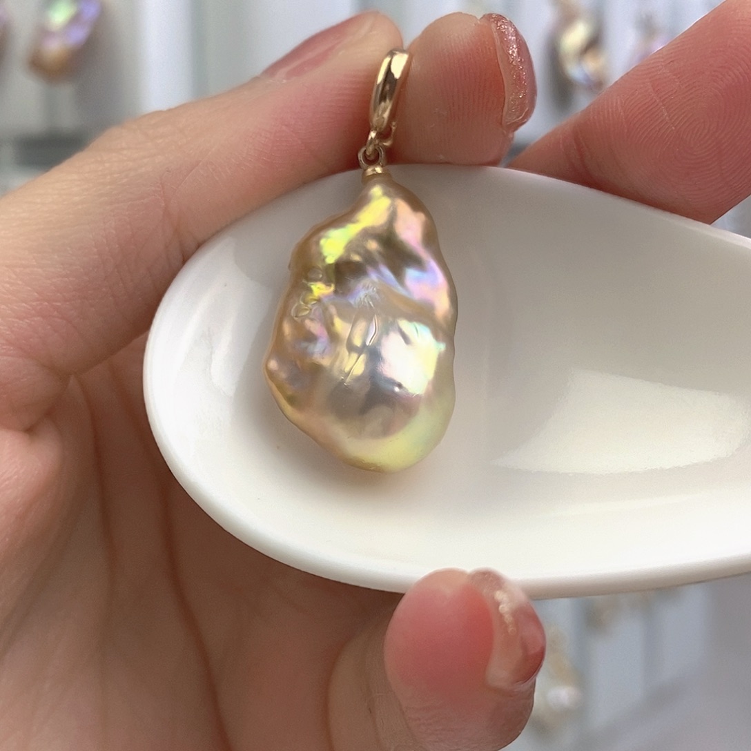 淡水珍珠颈饰合金