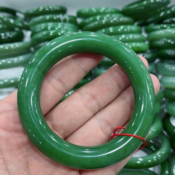 和田玉手镯未镶嵌墨*薇56.5～0